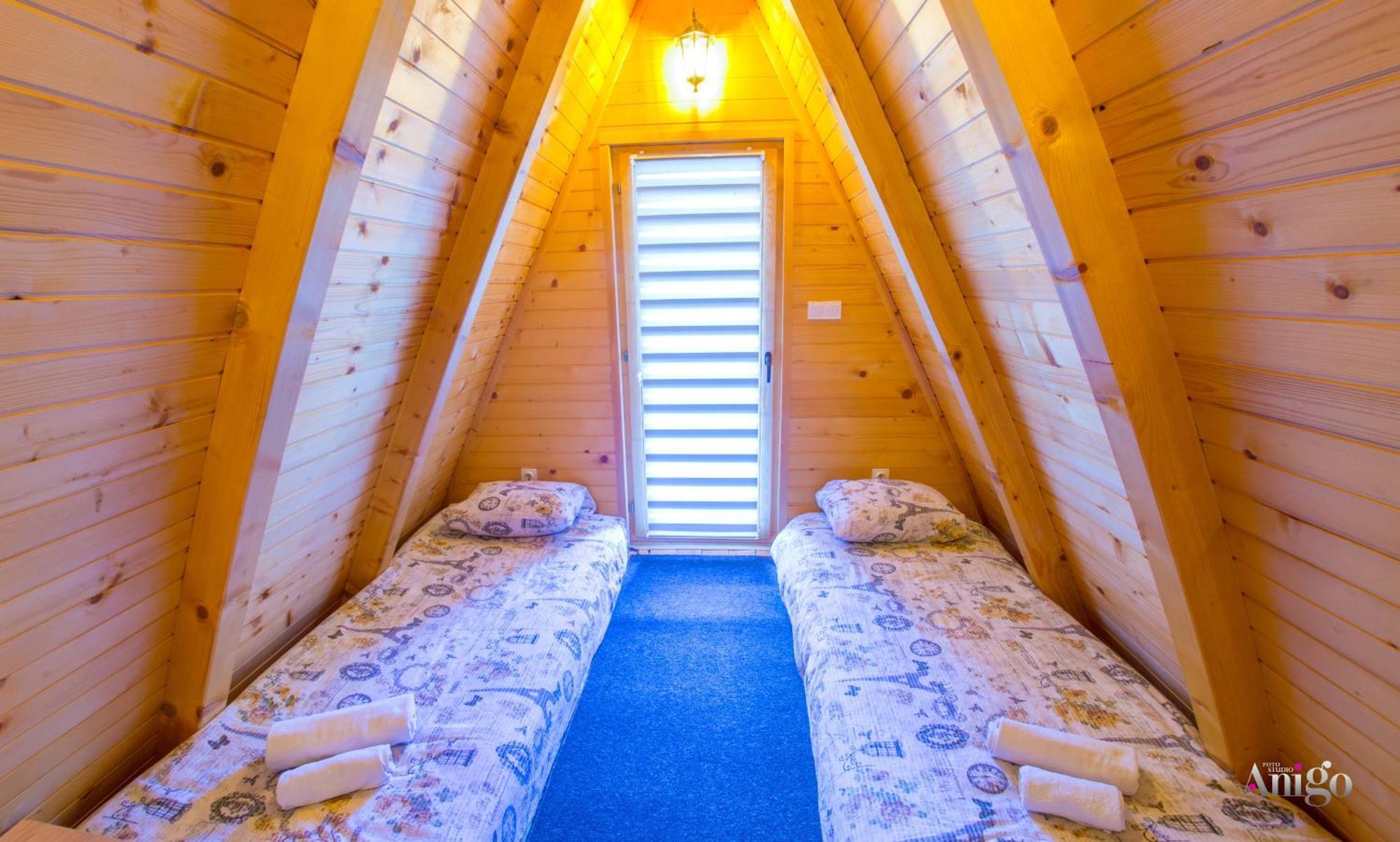 Pyramid Energy House Villa Visoko Exterior photo